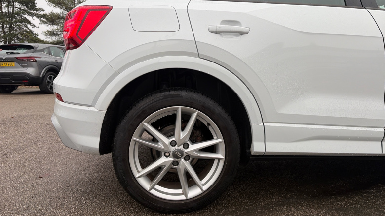 Audi Q2 35 TFSI S Line 5dr S Tronic Petrol Estate